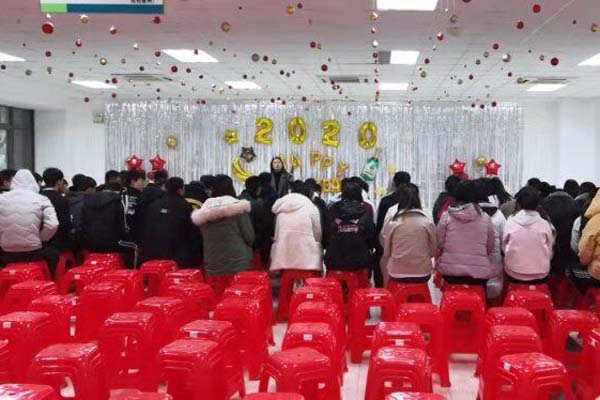 江苏2468顺发彩票涂装开展庆元旦迎新年活动